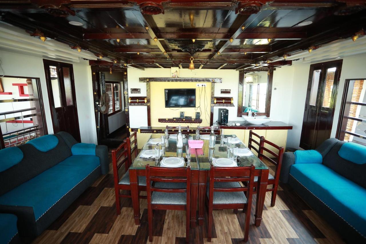 Alappuzha Sreekrishna Houseboat C/O Sreekrishna Ayurveda Panchakarma Centre酒店 外观 照片