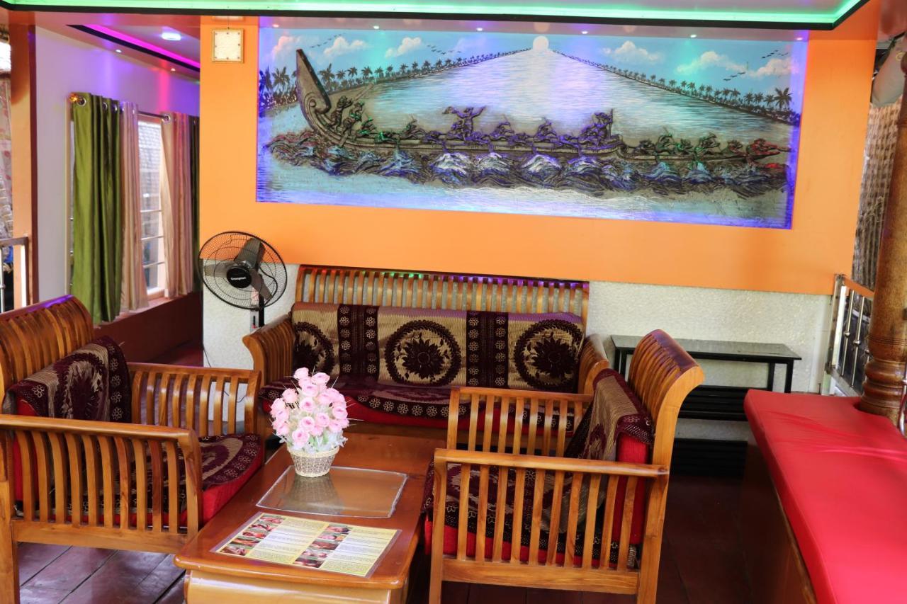 Alappuzha Sreekrishna Houseboat C/O Sreekrishna Ayurveda Panchakarma Centre酒店 外观 照片