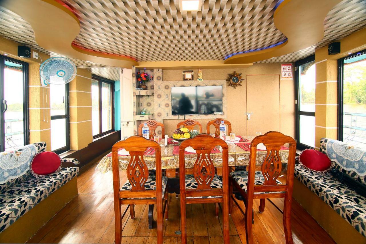 Alappuzha Sreekrishna Houseboat C/O Sreekrishna Ayurveda Panchakarma Centre酒店 外观 照片